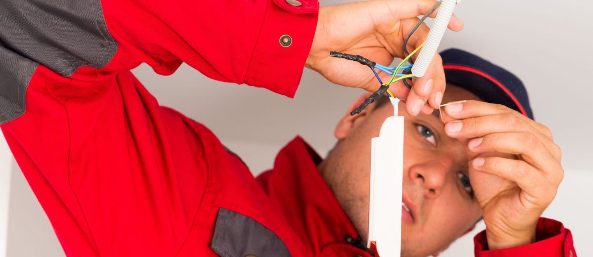 SGS 提醒您:LED 光源控制裝置檢驗新制已於 116 年3月17日上路,建議業者盡速因應