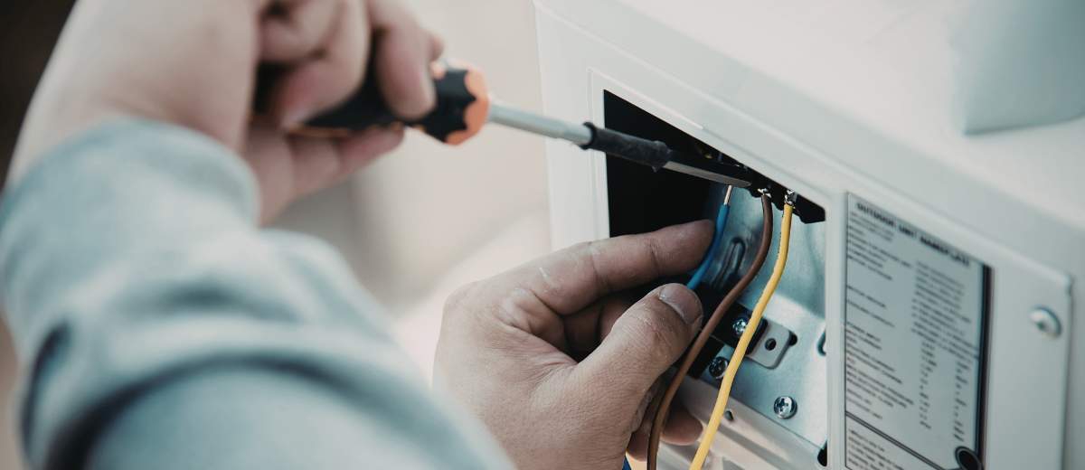 資源循環雙法與 ESPR 雙向夾擊：電子電器產業如何無縫接軌「循環標誌」與綠色採購商機？