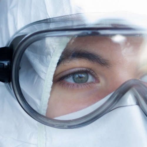 歐盟 (EU) 2023/941將安全眼鏡規範 EN ISO 16321-1 加入 PPE 法規中