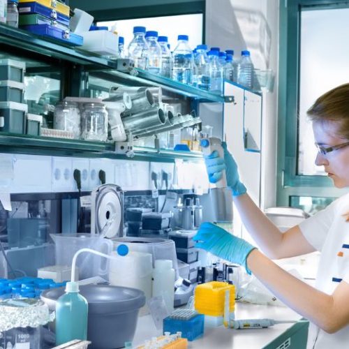 日本提案對化審法第一類特定化學物質再新增PFHxS相關物質及3項持久性汙染物質，預計年底正式公告