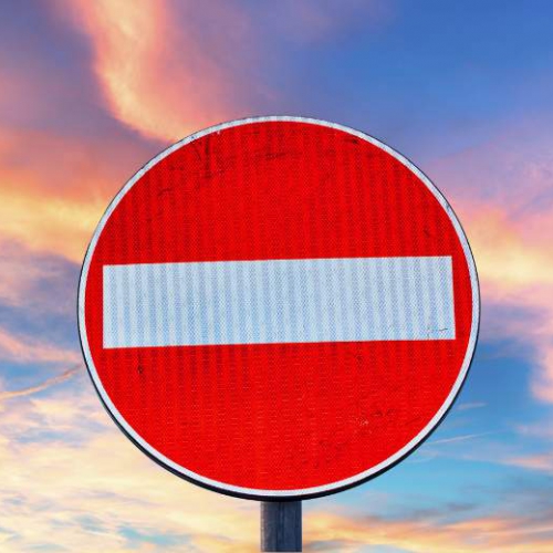 PFAS 禁令進入實質裁罰期：化妝品巨頭遭重罰；國際服飾品牌全面啟動「去PFAS」行動